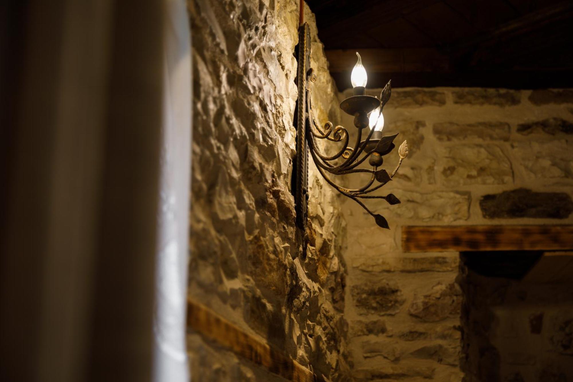 Furra Hotel Gjirokastër Exteriör bild