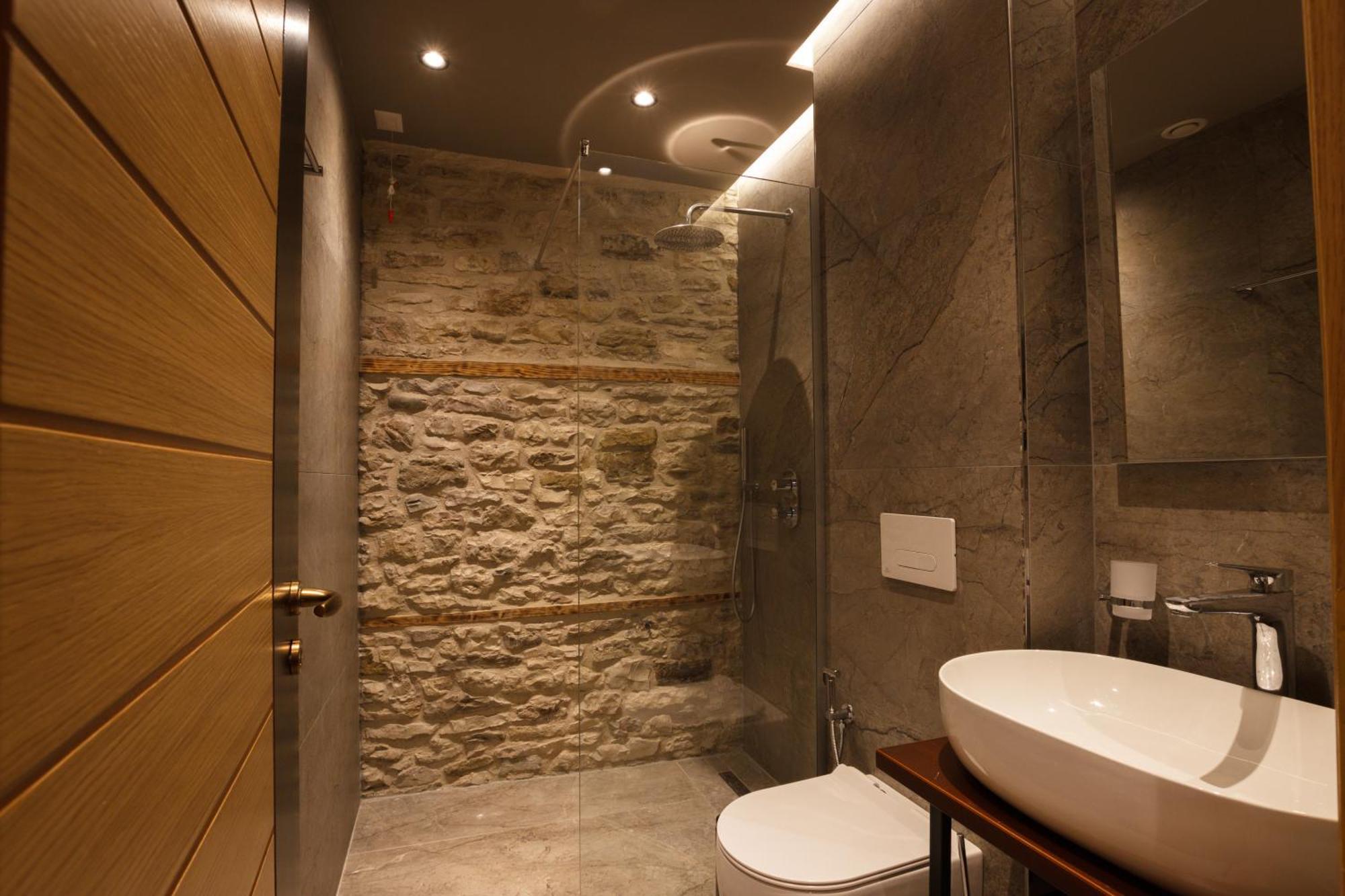 Furra Hotel Gjirokastër Exteriör bild